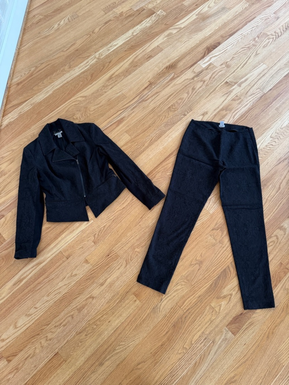 Vintage Y2K cache black suit blazer set patterned size 6